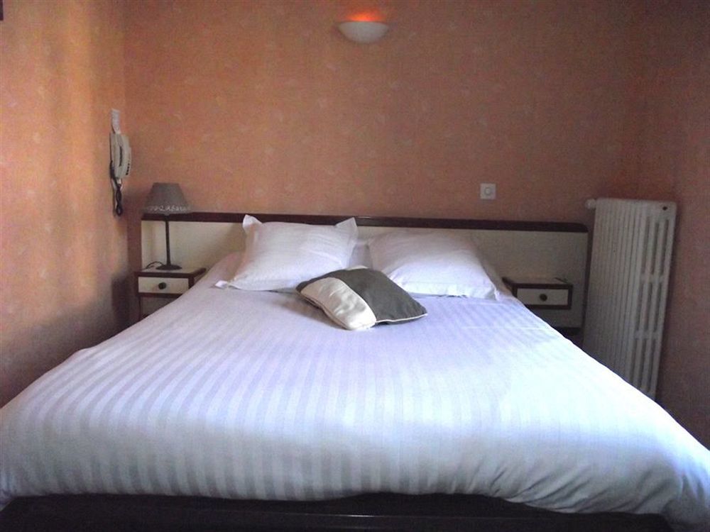 Hotel Le Petit Billot Vitré Eksteriør billede