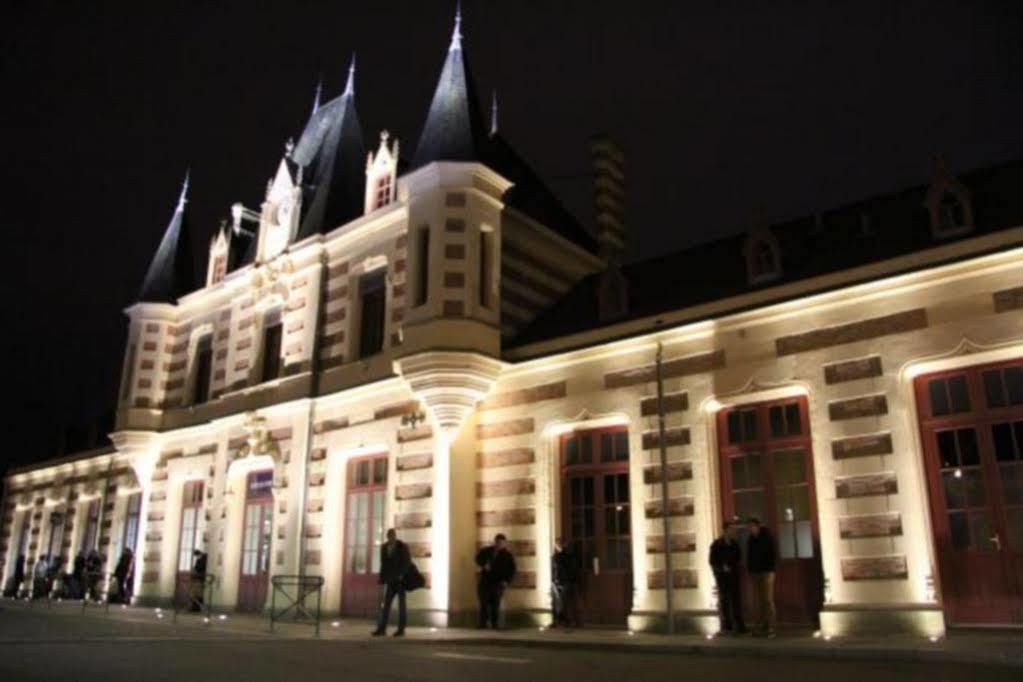 Hotel Le Petit Billot Vitré Eksteriør billede